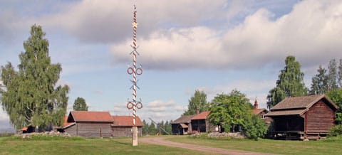 Midsommar och majstång